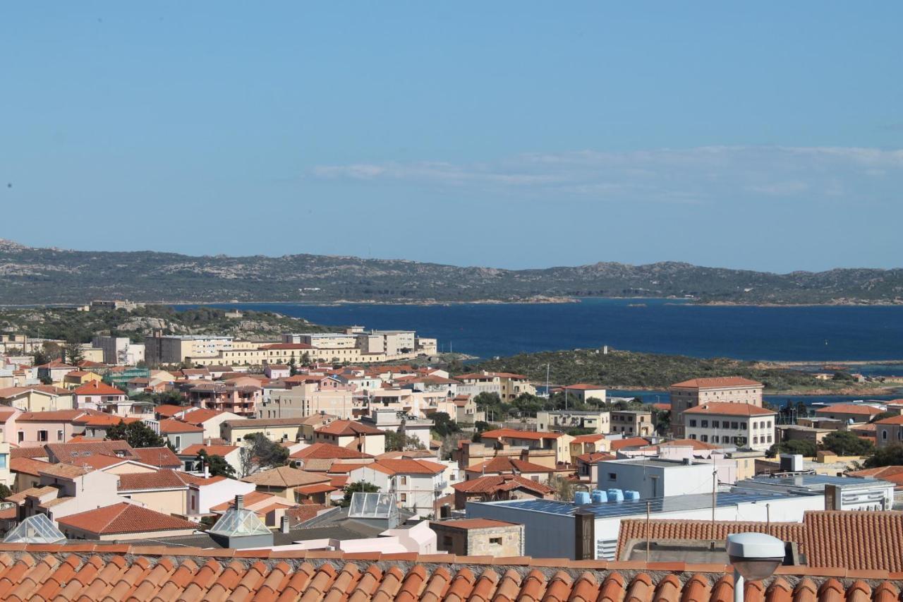 B&B U Punenti La Maddalena  Eksteriør bilde